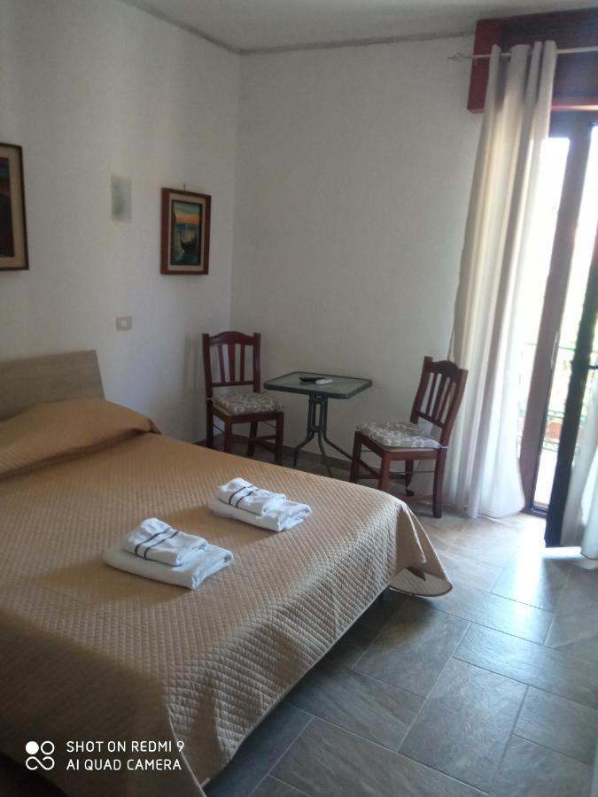 Bed & Breakfast Il Sentiero Аджерола Экстерьер фото